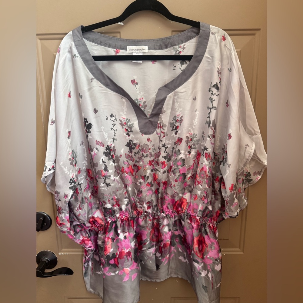 Floral Gray and Pink Women's Top